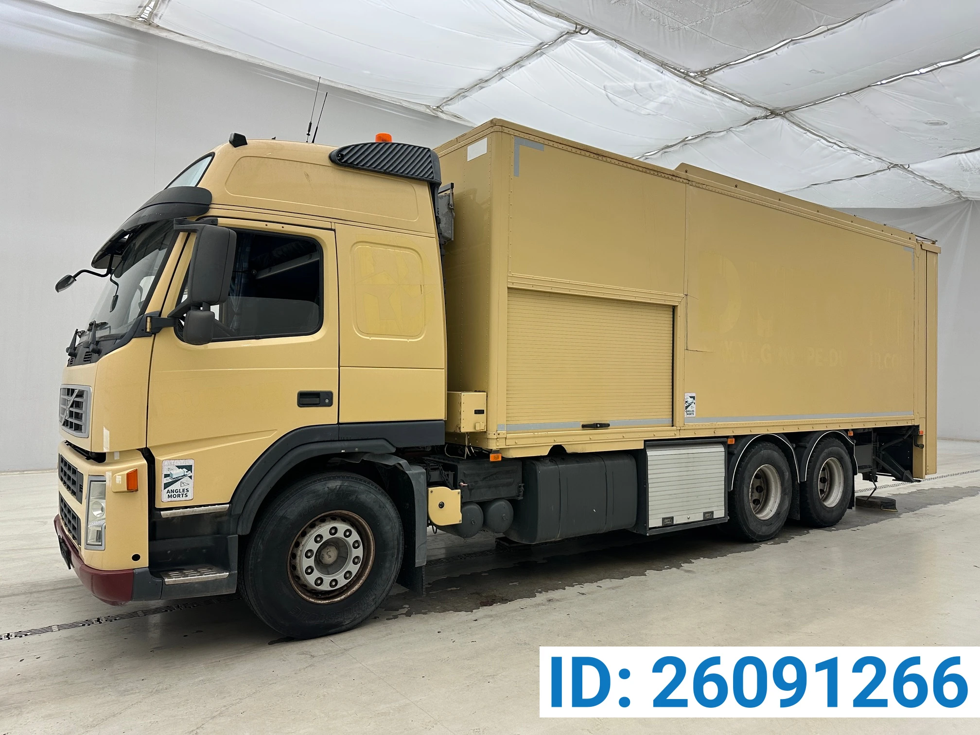 Volvo 340 2006 - FM - 6x4 image 1