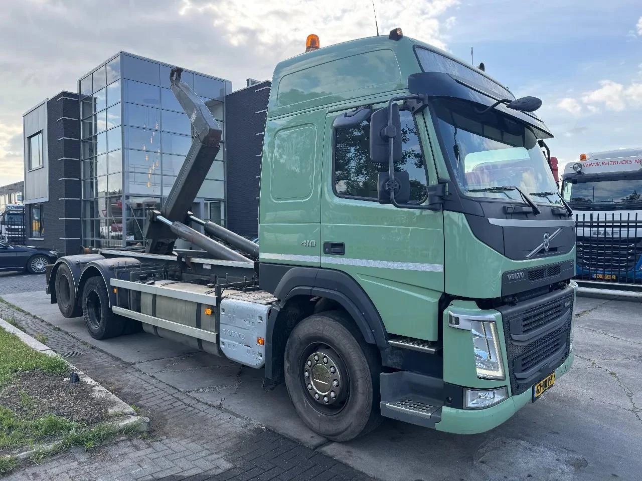 Volvo FM 410 2018 image 2