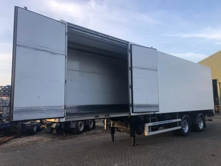 Van Eck 2014 - UT-2B 2 as koeler Carrier Vector Diesel elektrisch 3 verdampers 3 compartimenten zijdeuren laadklep ON-65-HB afbeelding 3 miniatuur
