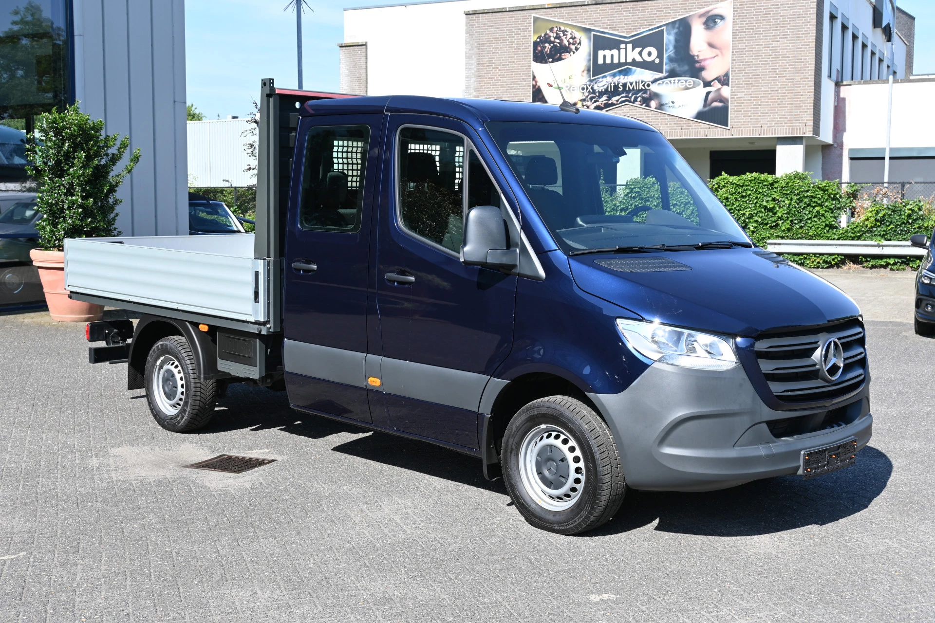 Mercedes-Benz Sprinter 2023 - 317 CDI L2 RWD DC Open Laadbak zdjęcie 10