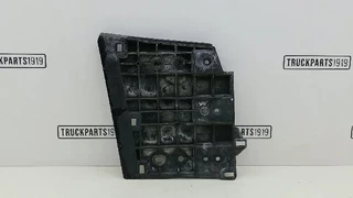 Scania N/A - Body & Chassis Parts Paneel onder grille Re. Scania obrazek 1