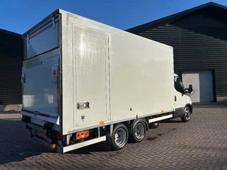 Iveco Daily 2015 - 40 c17 Clixtar met laadklep 750 kg obrazek 6
