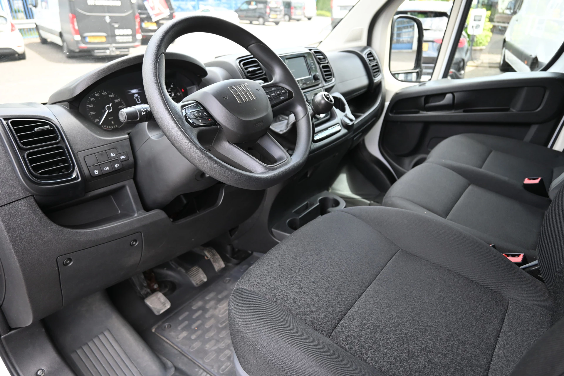 Fiat Ducato 2024 - L4H2 140 pk 2.2 MultiJet Maxi Bild 4