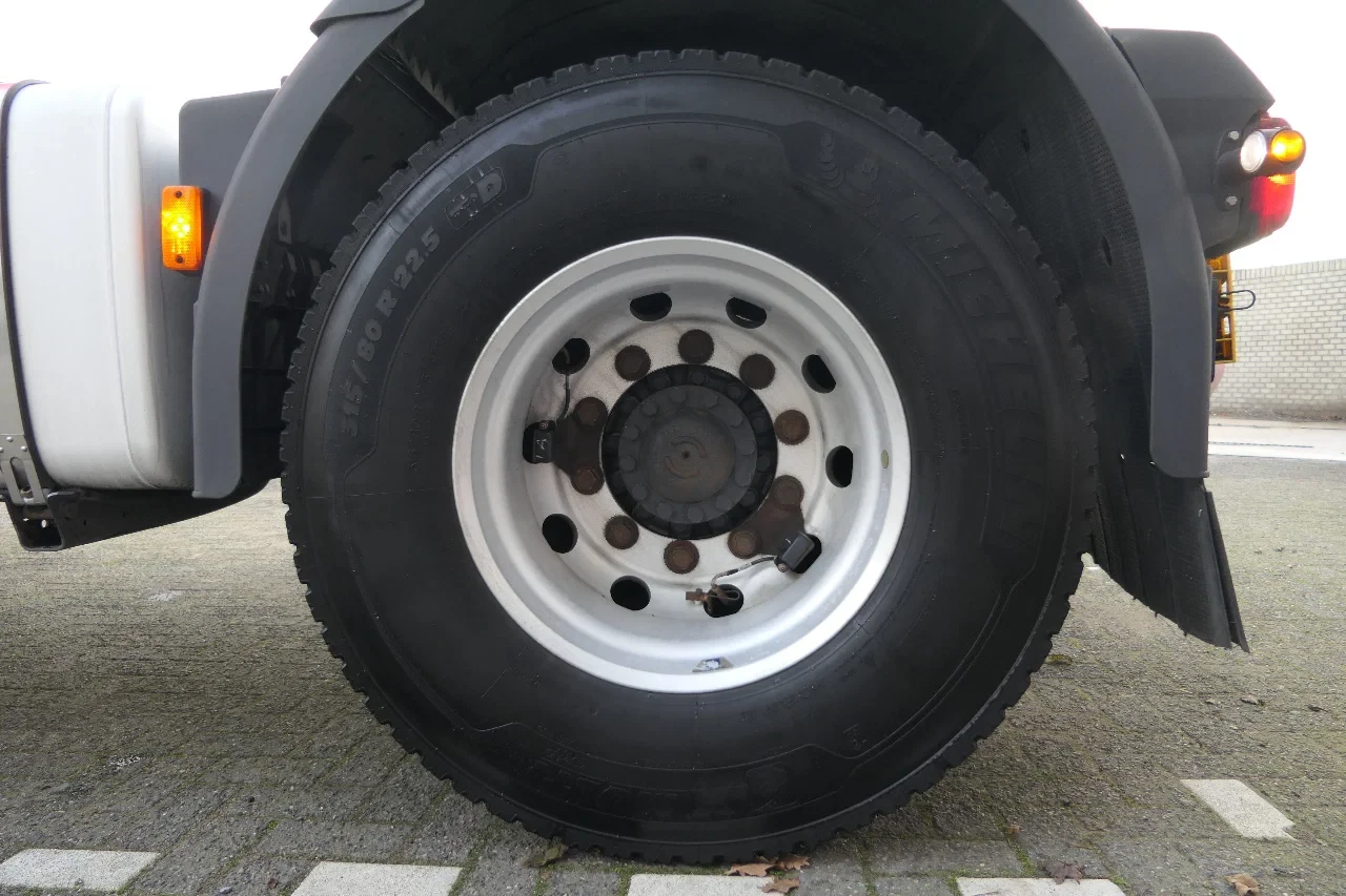 Iveco S-WAY 460 2020 - | Retarder | Alcoas | 612187Km | 2020 | Full Air Suspension | Stand Klima | Navi | 2 Fridges | Euro6 | 4X2 | German Truck image 16
