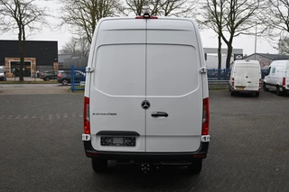 Mercedes-Benz eSprinter 2024 - 320 RWD L2H2 Pro 81kWh imagen 6