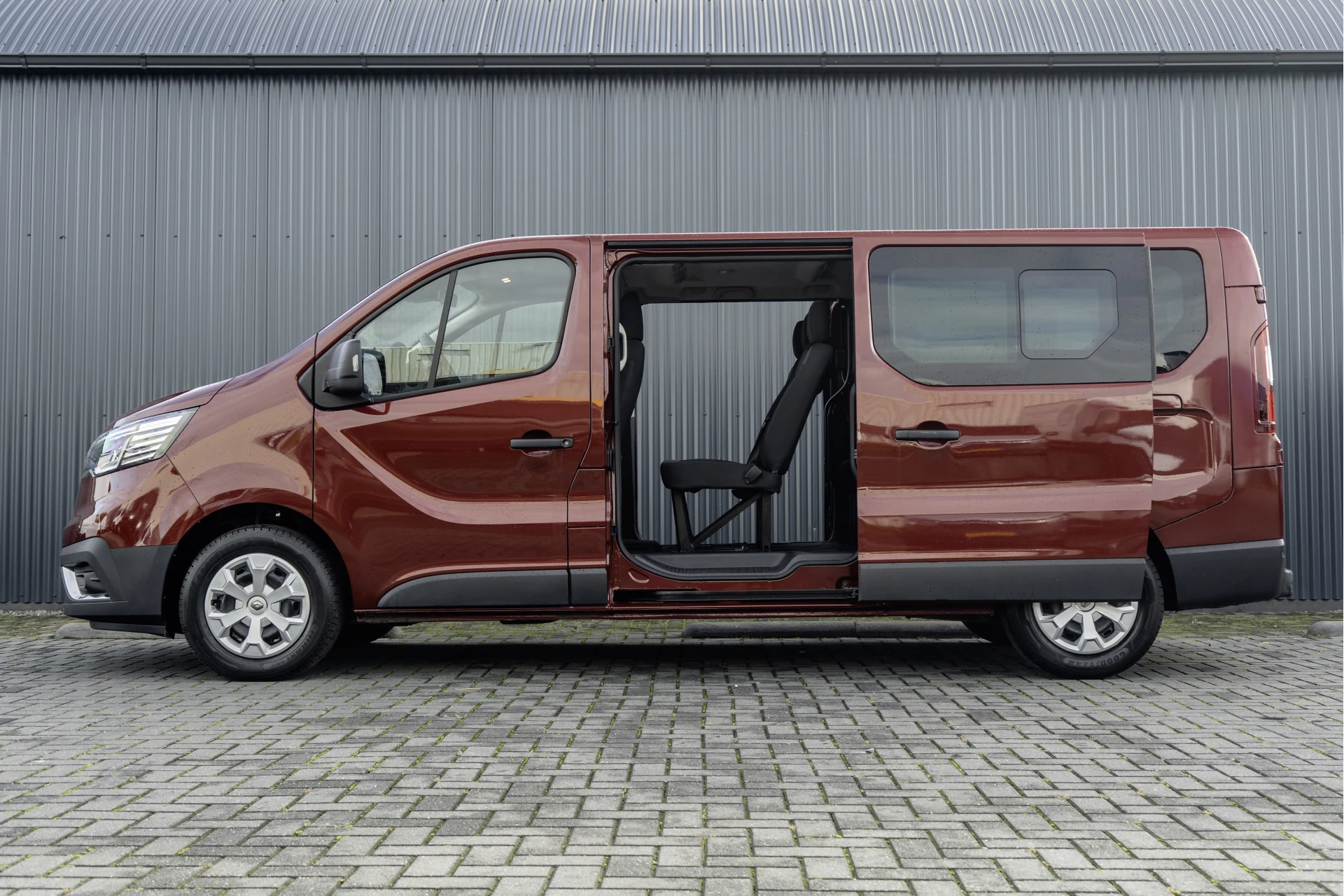 Renault Trafic 2024 - Blue dCi 150PK | 9-Zits | EX BTW/BPM | LED | Camera | Navigatie | Cruise | Airco | PDC | Euro 6 zdjęcie 5