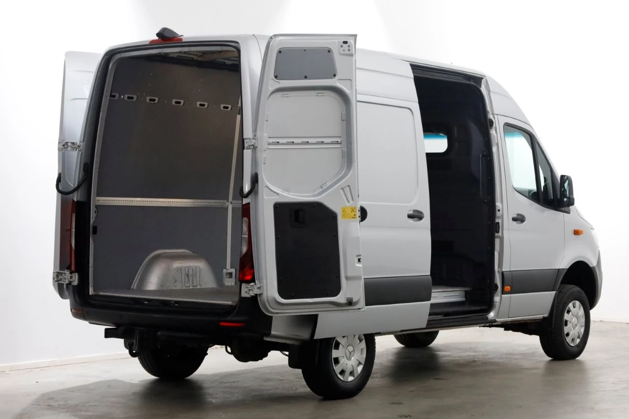 Mercedes-Benz Sprinter 2019 - 316 CDI 163pk E6 L2H2 4x4 ZG1 Airco/Navi/Camera 12-2019 image 11