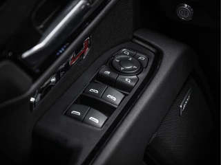 GMC Sierra 2024 - 1500 AT4 obrazek 16