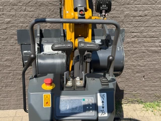 XCMG N/A 2026 - XE10e Rupsgraafmachine Snelwissel + Joysticks & Bakkenset KUBOTA MOTOR zdjecie 24