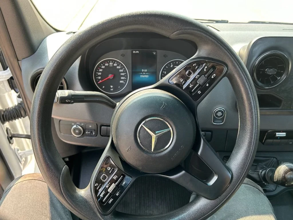 Mercedes-Benz Sprinter 2019 - 519 Be trekker 8 ton euro 6 v6 image 9