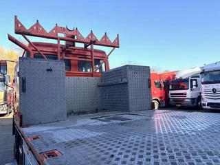 Mercedes-Benz 1922 1988 - AK 4x4 V6 WITH ONLY 128.500 KM!! AND HMF 1003K2 CRANE (MANUAL GEARBOX / FULL STEEL SUSPENSION / REDUCTION AXLE / P.T.O. / ETC.) obrazek 14
