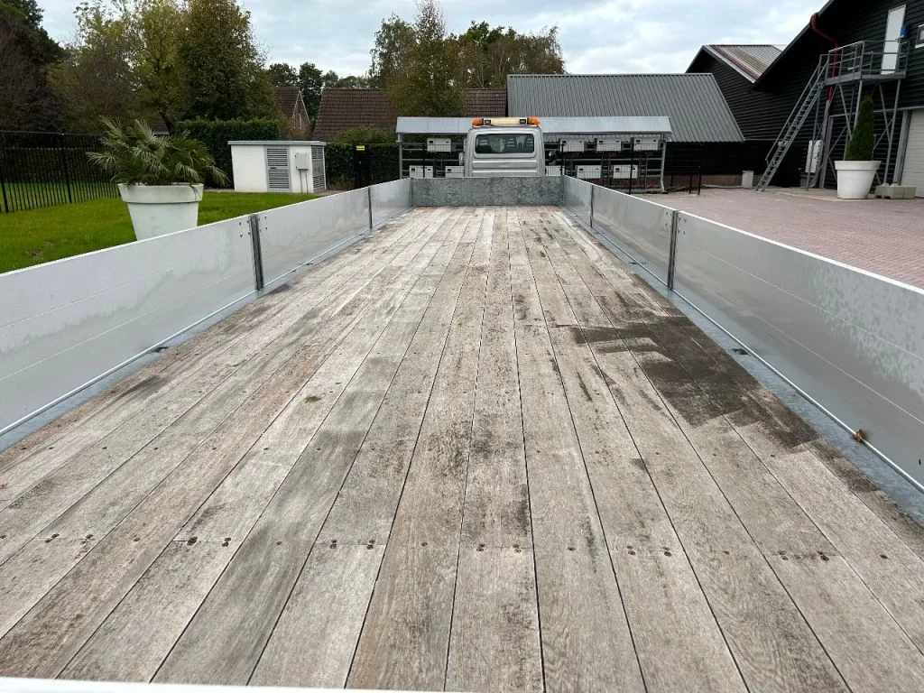Veldhuizen 2015 - Be oplegger vlak met luiken 5.5 ton (2015) 10 meter image 7