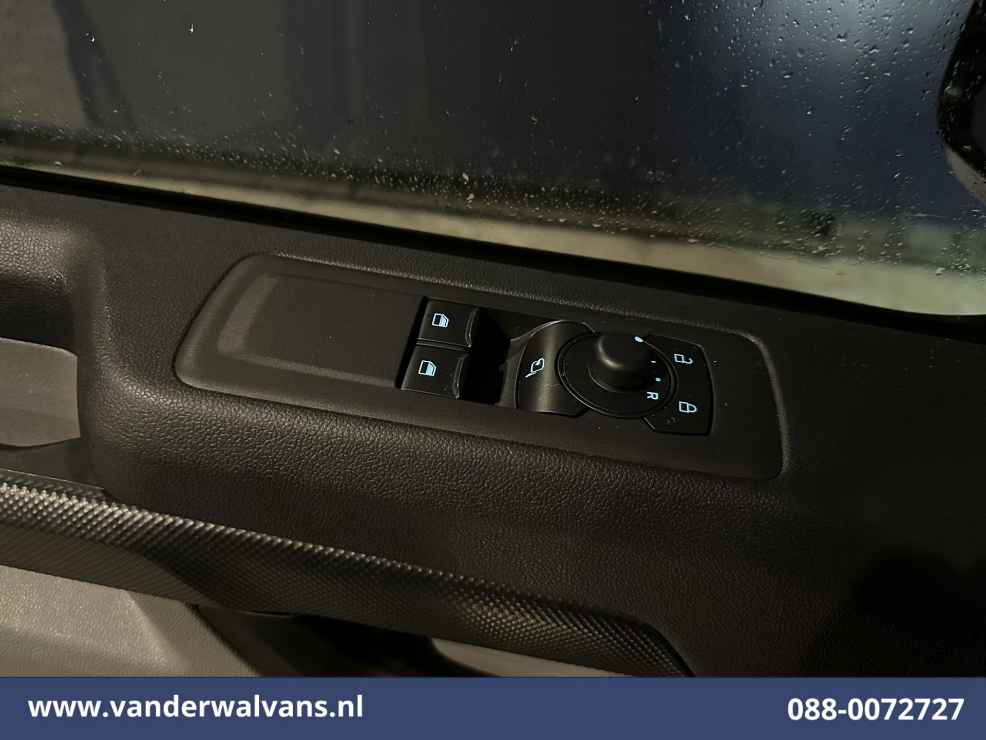 Ford Transit Custom 2024 - 2.0 TDCI 111pk L1H1 Euro6 Airco | Camera | Apple Carplay | LED | Cruisecontrol obrázek 19