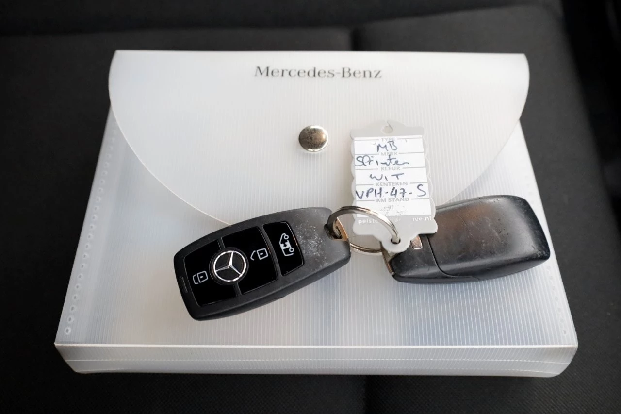 Mercedes-Benz Sprinter 2021 - 311 CDI 115pk RWD 7G Automaat L2H2 Airco/Camera 05-2021 Bild 6