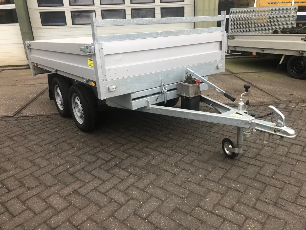 Diversen 2024 - Tandem as Kipper Merk Y-ALKO Type 750 TJL 000962 750 kg. ongeremd . afbeelding 6