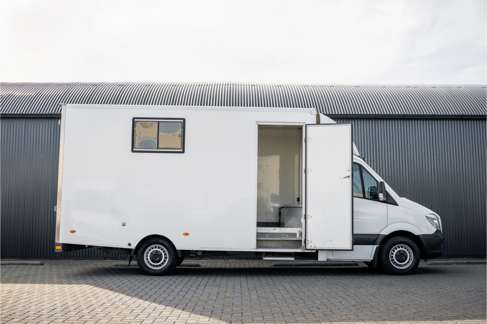 Mercedes-Benz Sprinter 2016 - 519 CDI 3.0 V6 | 190 PK | Euro 6 | Automaat | LED | Cruise | Airco | 3-Zits obrázek 7
