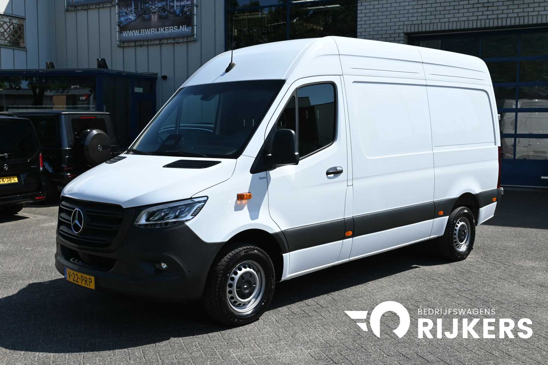 Mercedes-Benz Sprinter 2024 - 317 CDI L2H2 Pro obrázek 1
