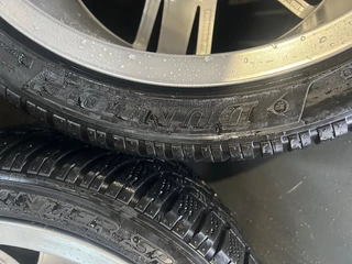 Audi RS4 - Audi RS4/RS5 Originele 19″ Velgen met DUNLOP SP WINTER SPORT imagem 6