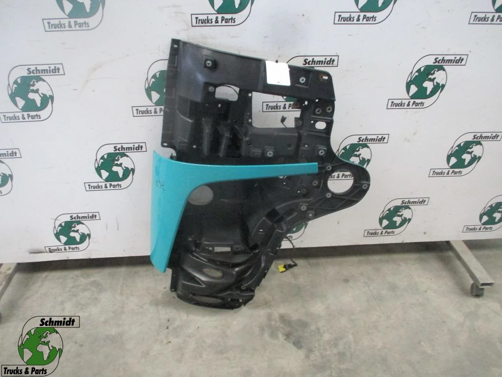 Mercedes-Benz Actros - A 960 880 33 03 KOPLAMPHOUDER LINKS EURO 6 imagen 1