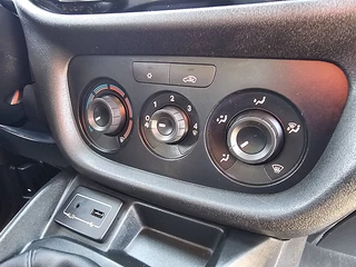 Fiat Doblò 2018 - CARGO 1.6 bild 13