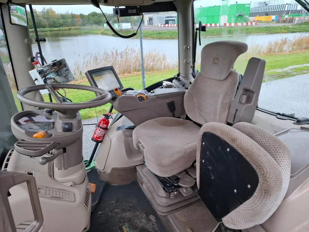 John Deere 2018 - 6215 R zdjęcie 11