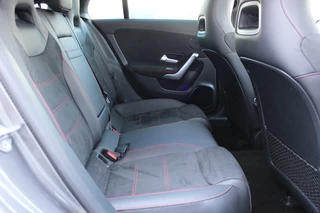 Mercedes-Benz CLA 2019 - Shooting Brake 200 163PK AUT7 AMG LINE PANORAMADAK CARPLAY SFEER 18'' WIDESCREEN TREKHAAK image 17
