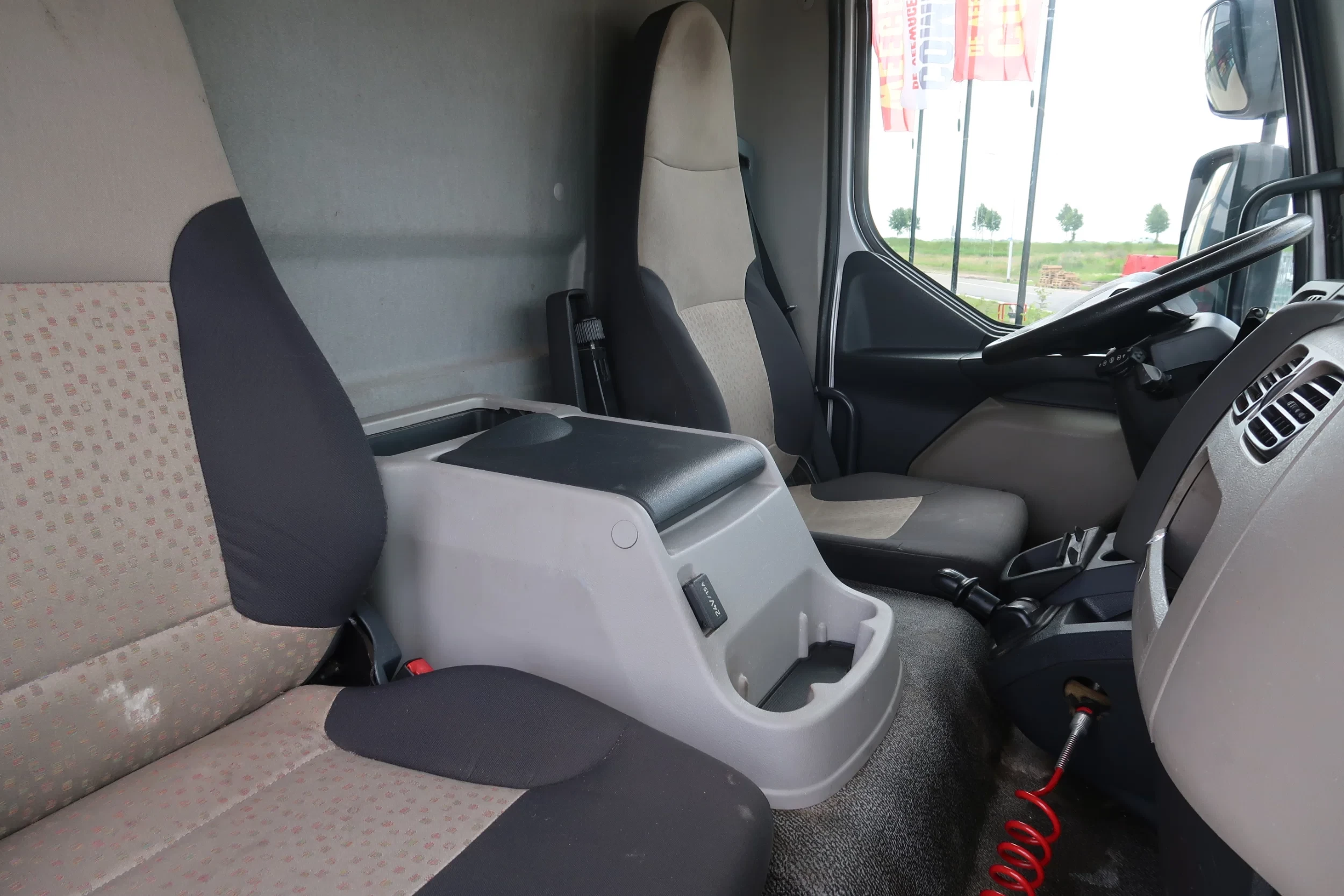 Renault Midlum 2012 - Hogedruk Reinigingstruck Cleaning truck 5x Yanmar Motor image 17