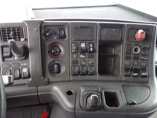 Scania P 1997 - P124-400 13000 LITER ,MANUALFEULPOMP,RITARDER obrazek 12
