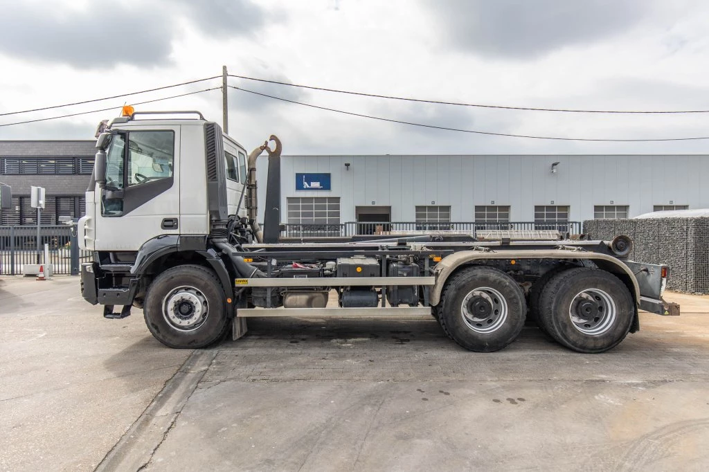 Iveco Trakker 2011 - 410 - 121 499 KM image 8
