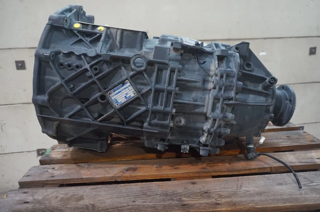 ZF 2014 - 12AS2130DD TGS immagine 1