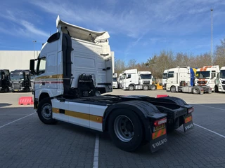 Volvo FM 370 2017 - Globetrotter / 827 dkm obrazek 17
