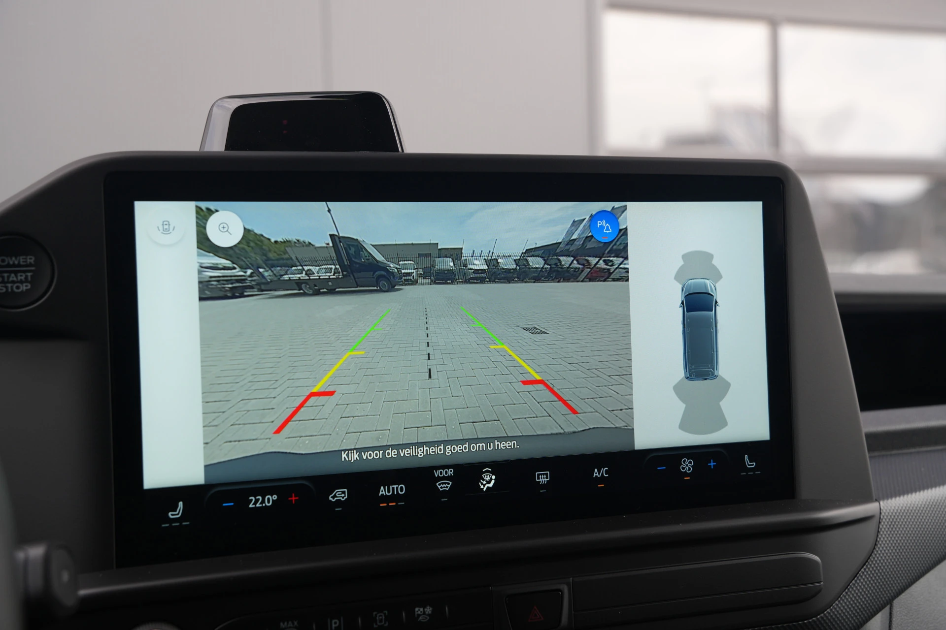 Ford Transit Custom 2026 - 340 2.5 PHEV L2H1 Kombi Trend 9 zits - Carplay - Camera - Navigatie - Airco achterin - Cuise - Rijklaar afbeelding 30