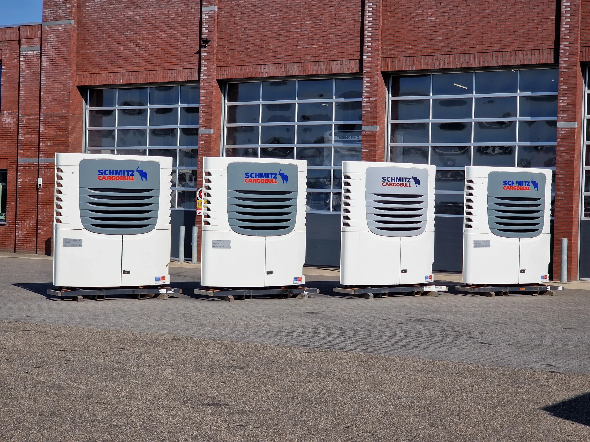 Schmitz Cargobull - 5x Frigo engine TKM afbeelding 2