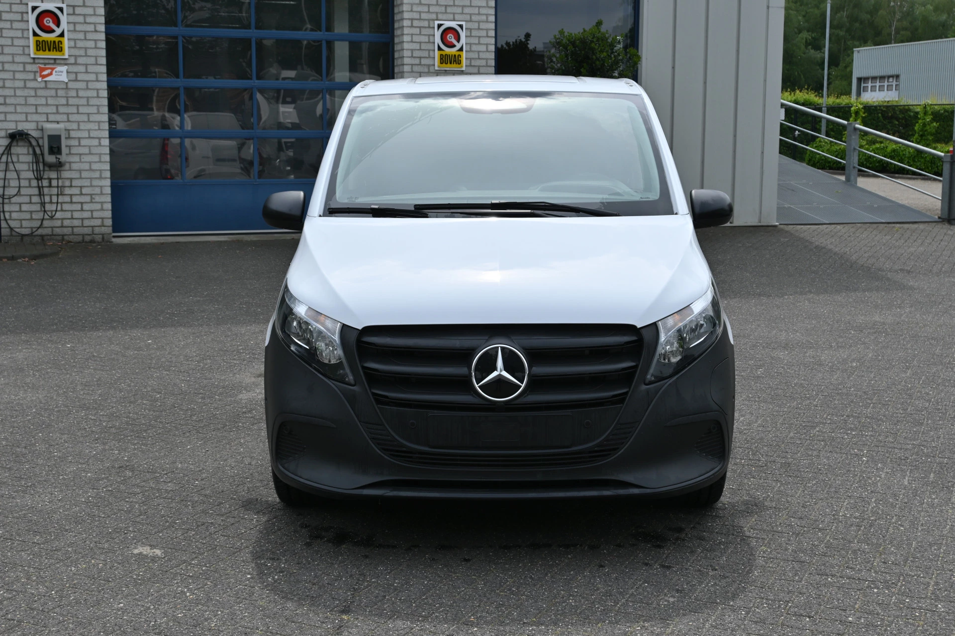 Mercedes-Benz eVito 2026 - 112 Facelift L2 60 kWh Pro obrázek 2