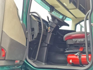 Volvo FH 2019 - 13.460 Globetrotter 4x2 - ADR - Chassis cover - Alloy - Navi image 9