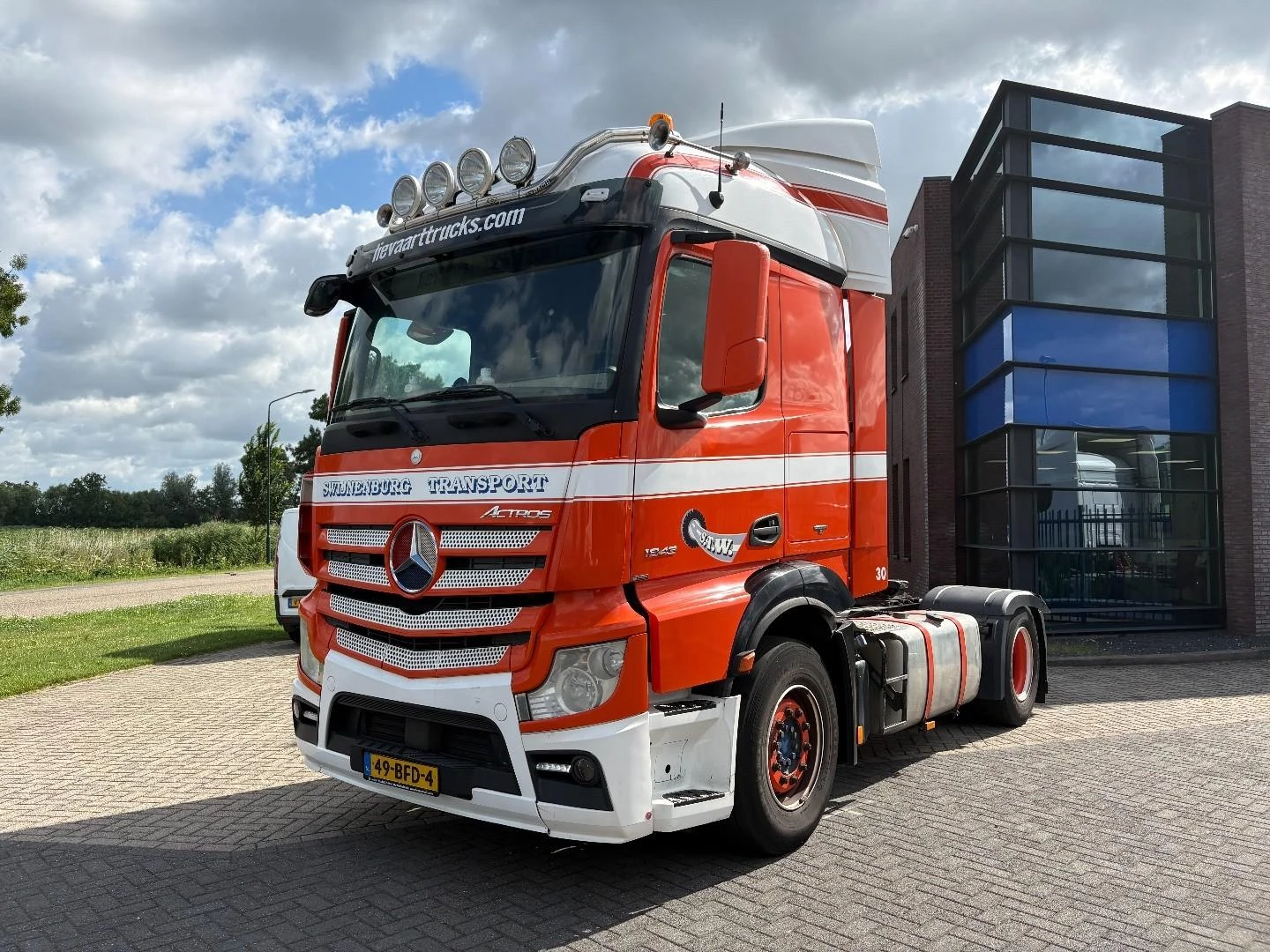 Mercedes-Benz Actros 2014 Bild 1