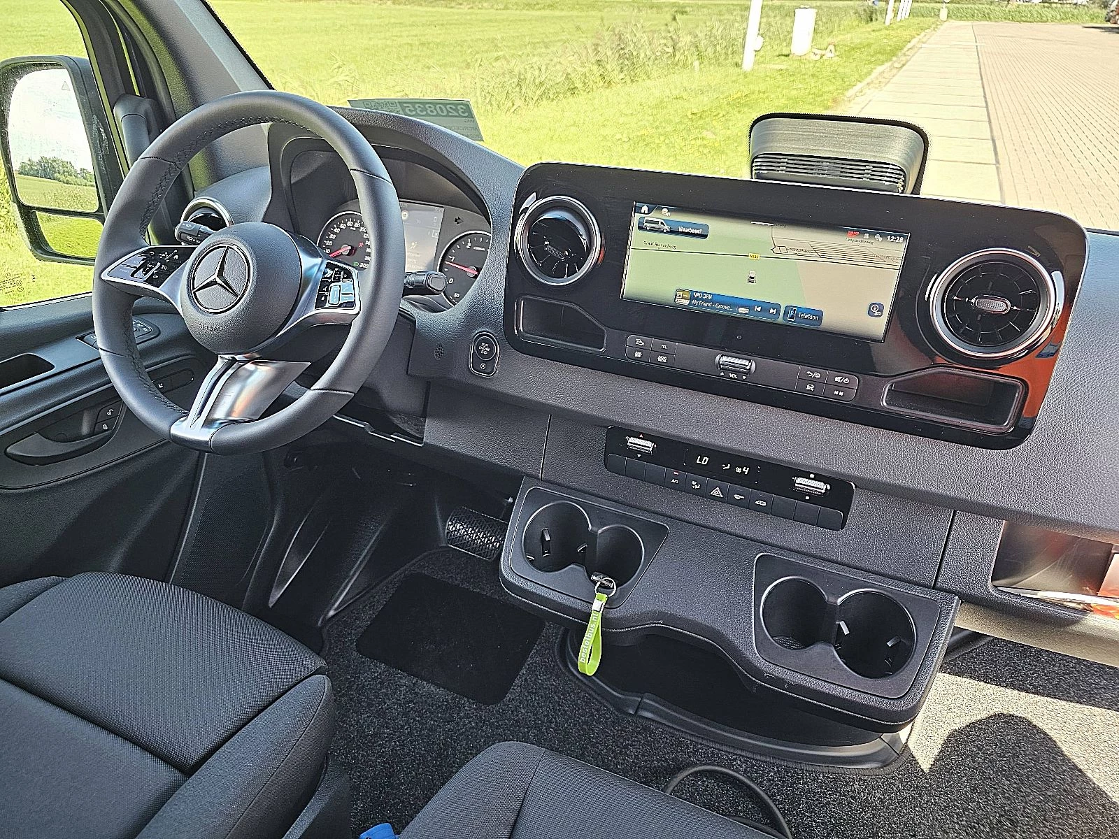 Mercedes-Benz Sprinter 2024 - 315 imagen 8