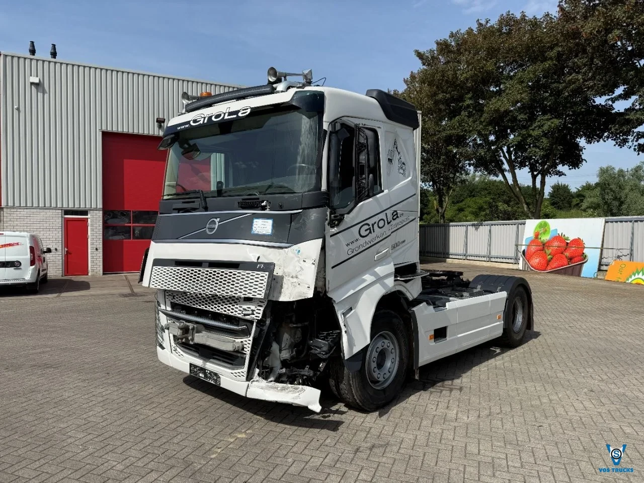 Volvo FH 2023 - FH4-500 / ENGINE RUNNING / ONLY:243874 KM / VEB+ / HYDRAULICS / ACC / LWDS / AUTOMATIC / EURO-6 / 2023 obrázek 1