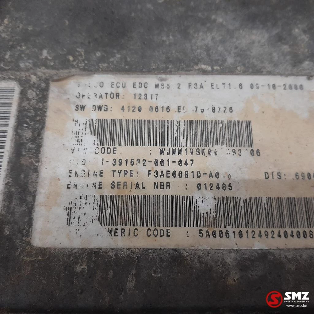 Iveco 2000 - Occ ECU motorbesturingseenheid Cursor 10 F3AE0681D obrázek 7