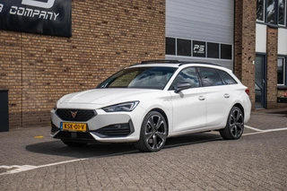 CUPRA Leon Sportstourer 2021 - 1.4 e-Hybrid 245PK, Pano, Half Leder afbeelding 2 miniatuur