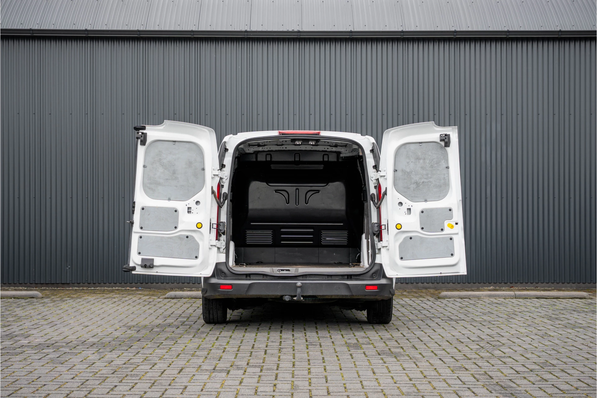 Ford Transit Connect 2019 - **1.5 EcoBlue | Cruise | Airco | Trekhaak** obrázek 9