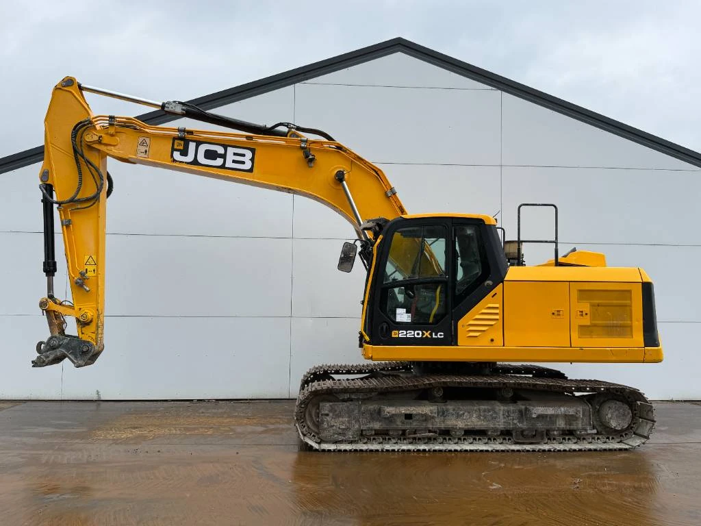 JCB 2019 - 220X-LC - Quick Coupler / Automatic Greasing image 1