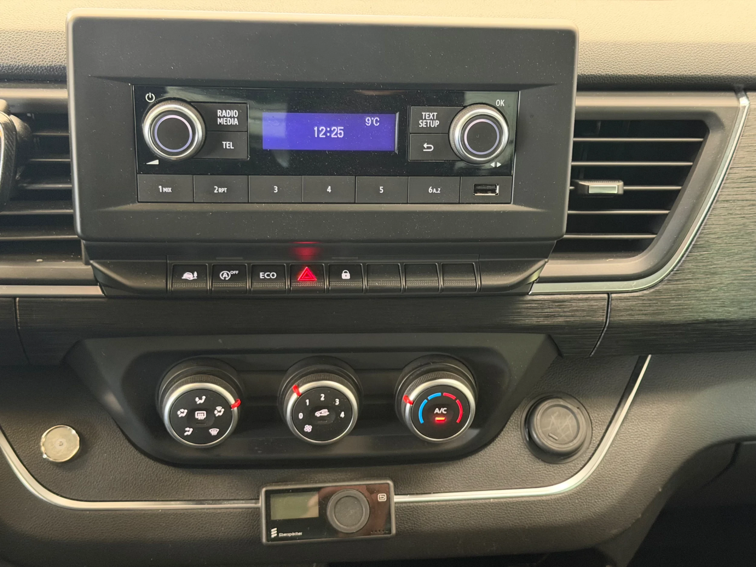Renault Trafic 2023 - 2.0DCI L2H1 Personenvervoer Airco + Dak Airco Cruisecontrol 150PK afbeelding 21
