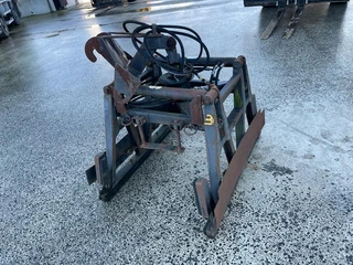 Beco stenenklem met mast Beco stenenklem met mast met hydraulische rotator 2001 afbeelding 3 miniatuur