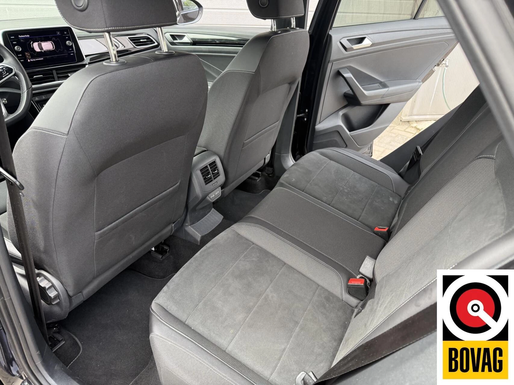 Volkswagen T-Roc 2023 - 1.0 TSI R-Line afbeelding 7