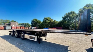 MOL 2013 - mol | SAF | 2x steering | alcoa | lift axle afbeelding 2 miniatuur