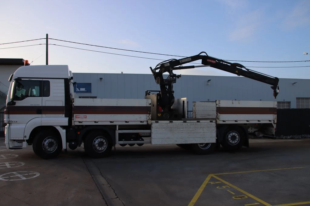 MAN TGS 2013 - 35.360 BL-8x2-HIAB 085 image 4