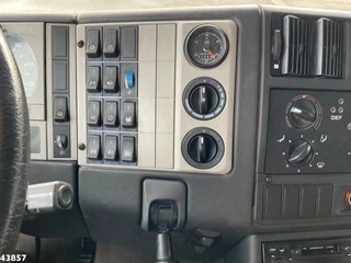MAN F2000 6x6 Full Steel Manual Palfinger 68 Tonmeter Dachdecker kran Just 54.133 km! 2001 - N/A obrazek 20