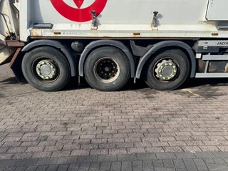 Scania P 2012 - P360 8X2 EURO 5 HIAB 144E-4 imagen 5