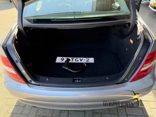 Mercedes-Benz C-Class 2012 - 180 Avantgarde / 141106 KM / APK 4-2027 image 13